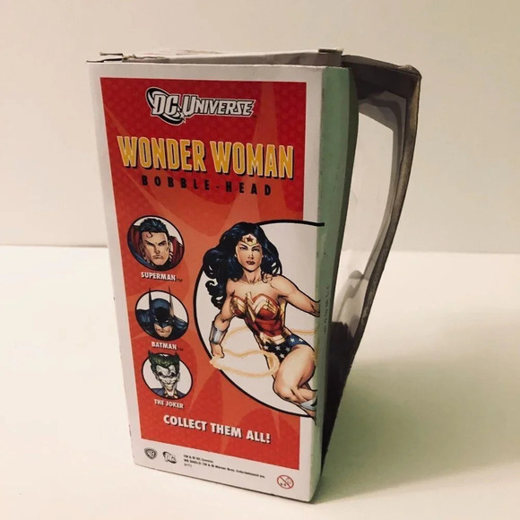 DC Universe Funko Wonder Women Wacky  Wobbler Bobble Head - Picture 4 of 16